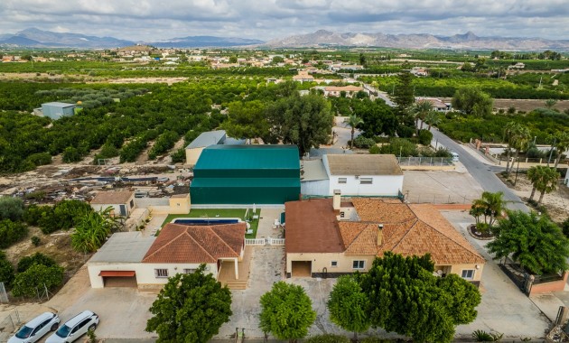 Herverkoop - Villa -
Orihuela - La Matanza