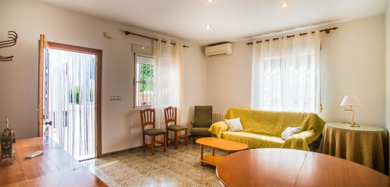 Herverkoop - Villa -
Orihuela - La Matanza