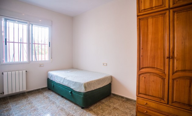 Herverkoop - Villa -
Orihuela - La Matanza