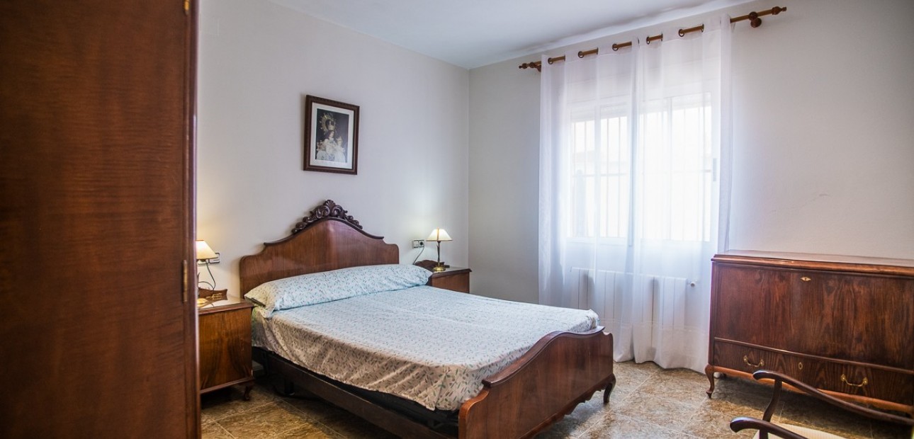 Herverkoop - Villa -
Orihuela - La Matanza