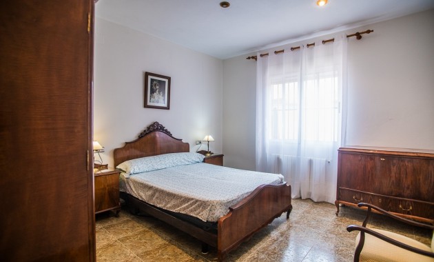 Herverkoop - Villa -
Orihuela - La Matanza