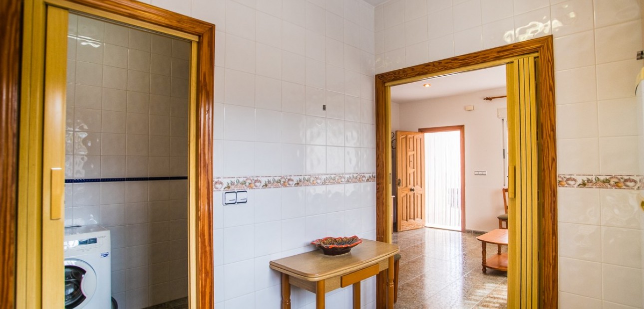 Herverkoop - Villa -
Orihuela - La Matanza