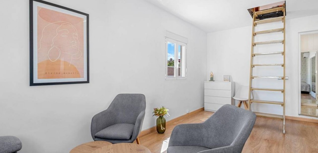 Herverkoop - Villa -
Ciudad Quesada - Costa Blanca