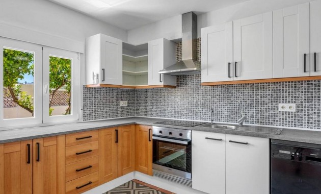 Herverkoop - Villa -
Ciudad Quesada - Costa Blanca