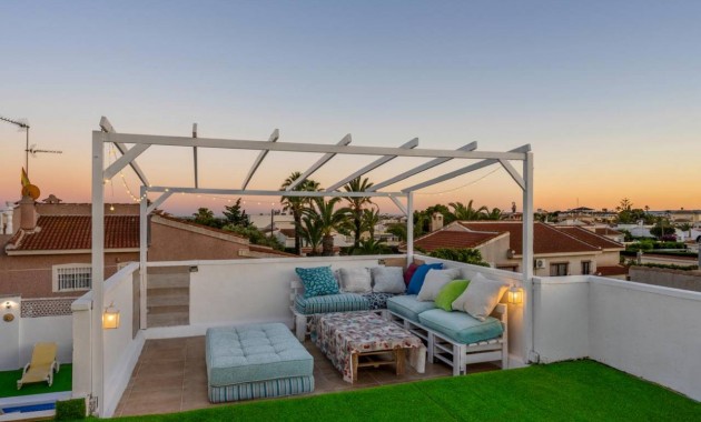 Herverkoop - Villa -
Ciudad Quesada - Costa Blanca