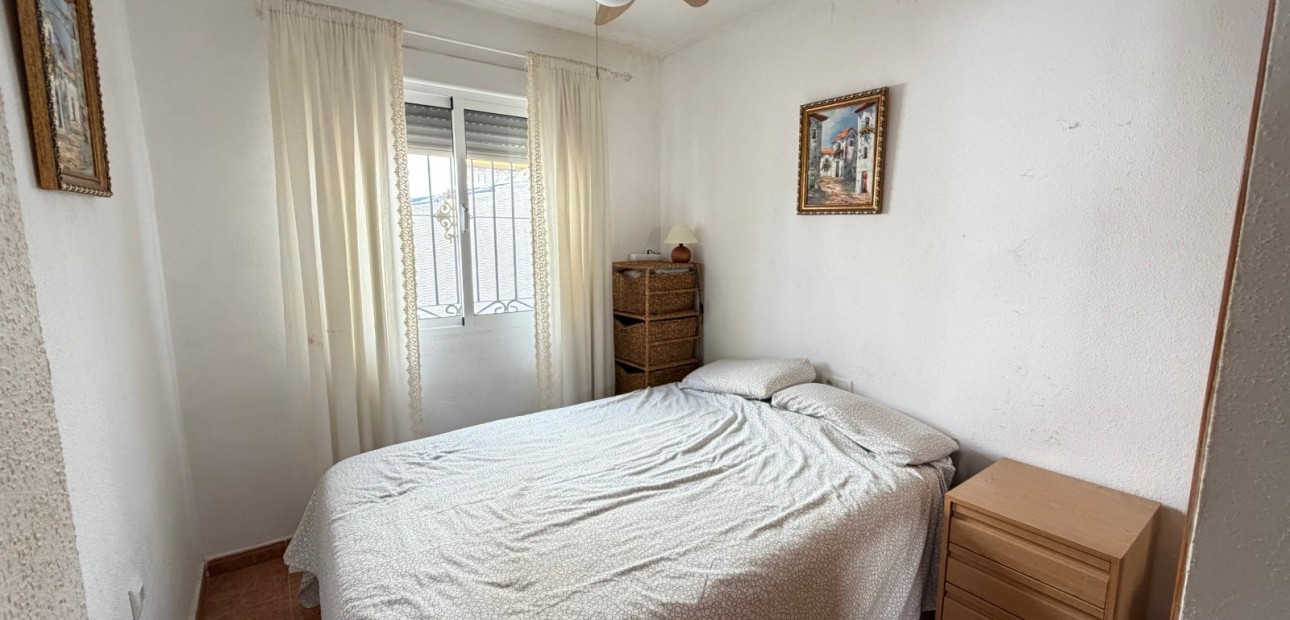 Herverkoop - Herenhuis -
Orihuela - Entre Naranjos Vistabella