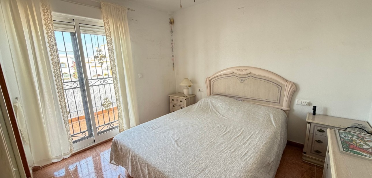 Herverkoop - Herenhuis -
Orihuela - Entre Naranjos Vistabella