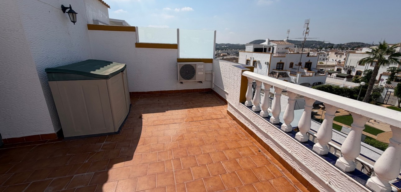 Herverkoop - Herenhuis -
Orihuela - Entre Naranjos Vistabella