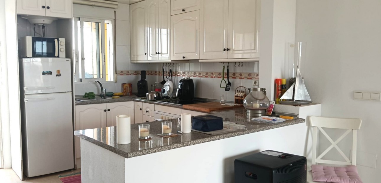 Herverkoop - Appartement / flat -
Los Montesinos - Urbanizacion montesol