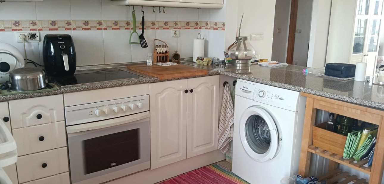 Herverkoop - Appartement / flat -
Los Montesinos - Urbanizacion montesol