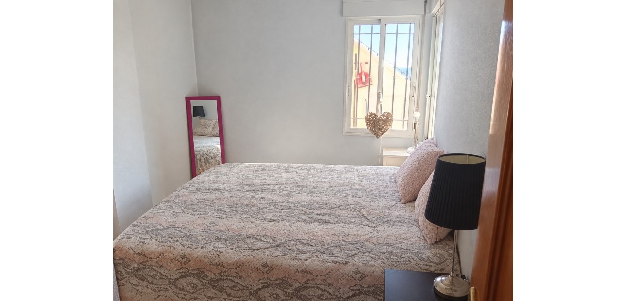 Herverkoop - Appartement / flat -
Los Montesinos - Urbanizacion montesol