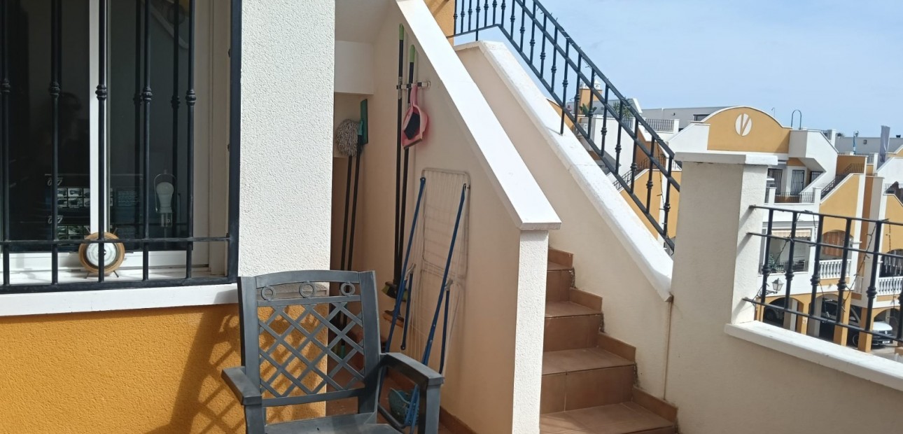 Herverkoop - Appartement / flat -
Los Montesinos - Urbanizacion montesol