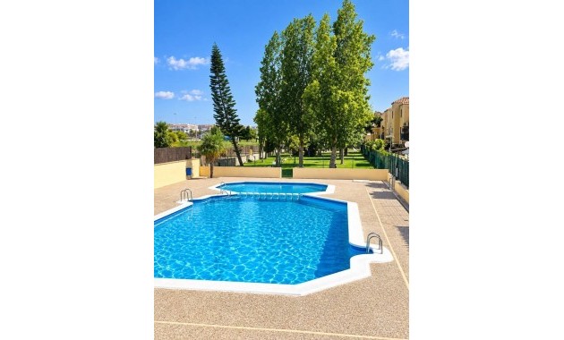Herverkoop - Terraced house -
Torrevieja - Carrefour