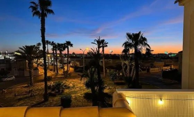 Herverkoop - Terraced house -
Torrevieja - Carrefour