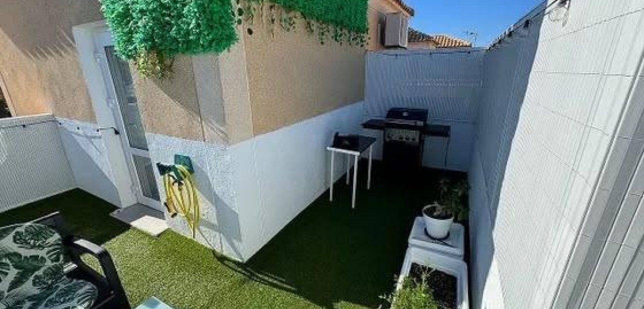 Herverkoop - Terraced house -
Torrevieja - Carrefour