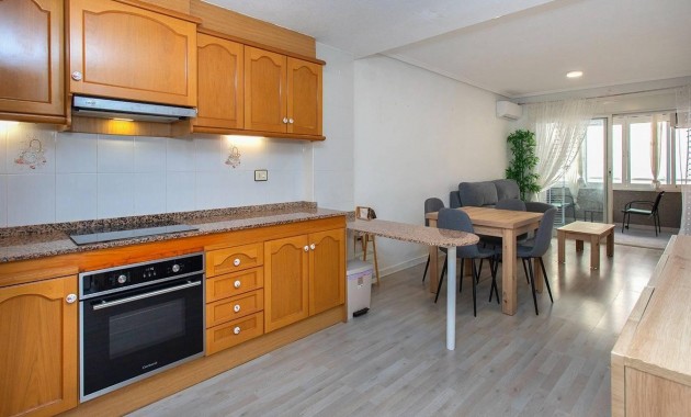Herverkoop - Appartement / flat -
Torrevieja - Playa del cura