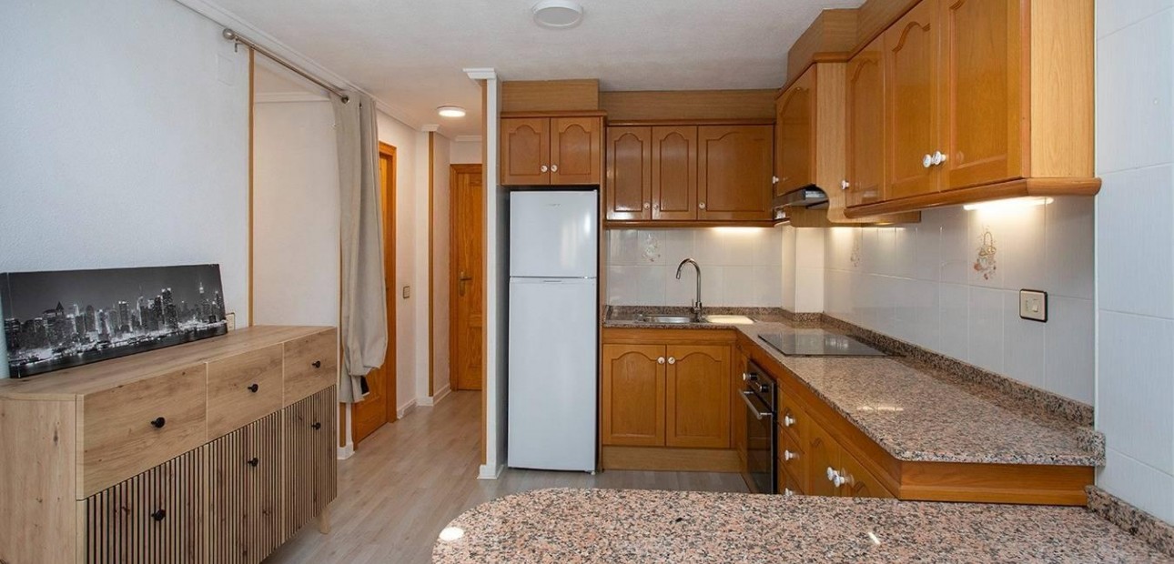 Herverkoop - Appartement / flat -
Torrevieja - Playa del cura