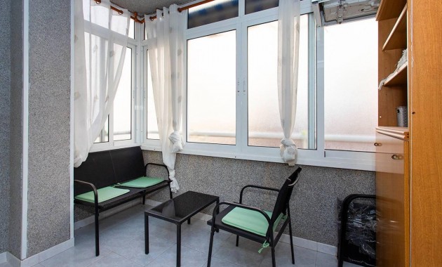 Herverkoop - Appartement / flat -
Torrevieja - Playa del cura