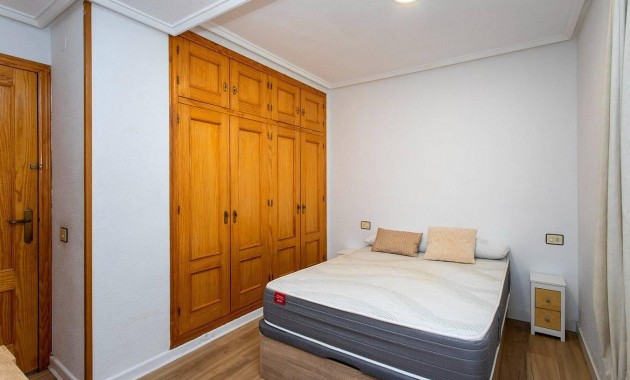 Herverkoop - Appartement / flat -
Torrevieja - Playa del cura