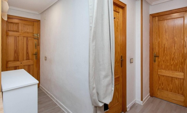Herverkoop - Appartement / flat -
Torrevieja - Playa del cura