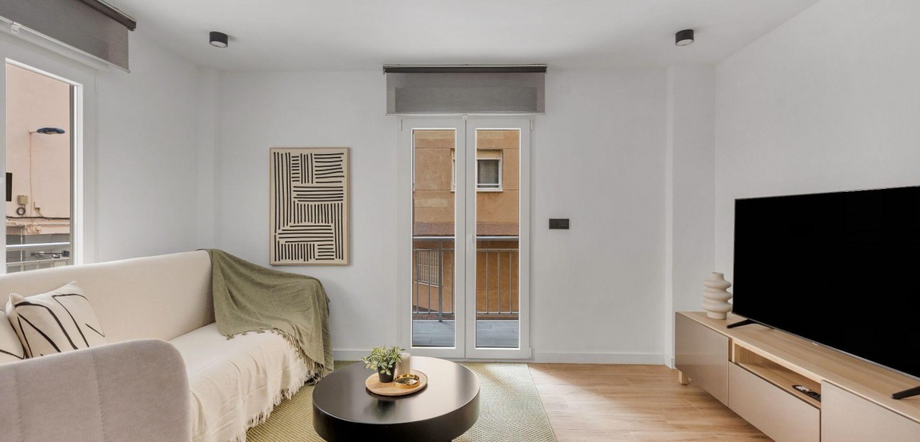 Herverkoop - Appartement / flat -
Torrevieja - Playa del cura