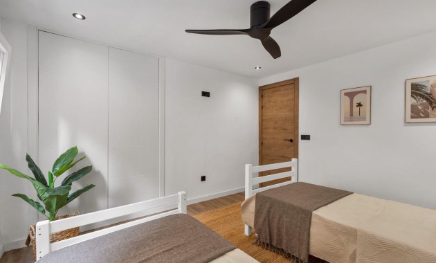 Herverkoop - Appartement / flat -
Torrevieja - Playa del cura