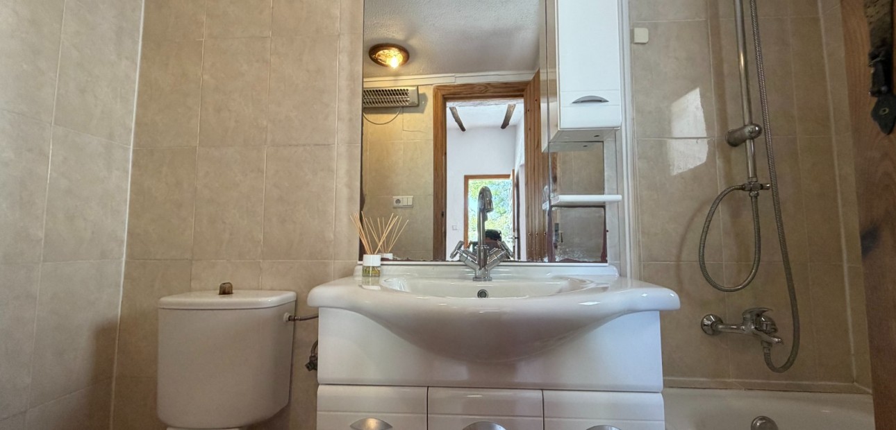 Sale - Country Property/Finca -
Torremendo