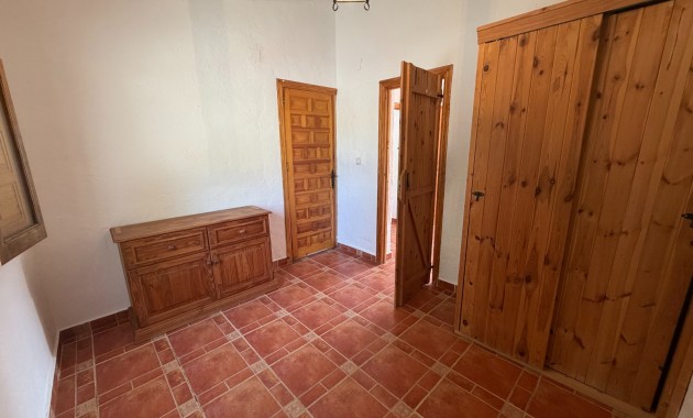 Sale - Country Property/Finca -
Torremendo