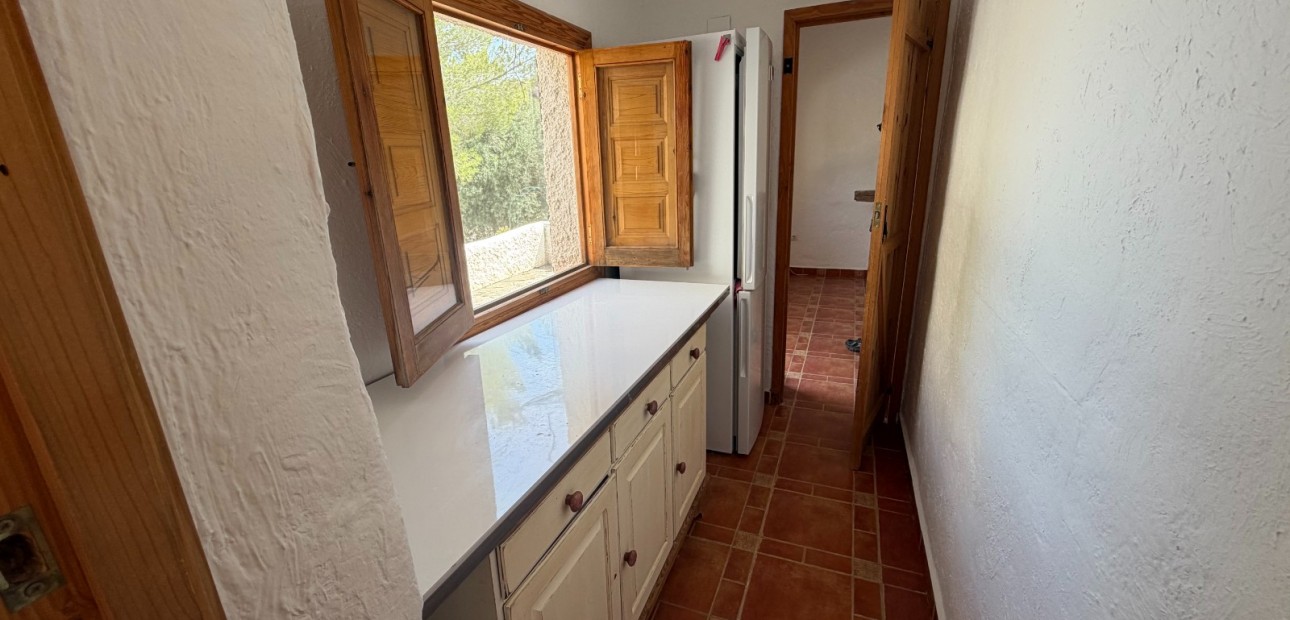 Sale - Country Property/Finca -
Torremendo