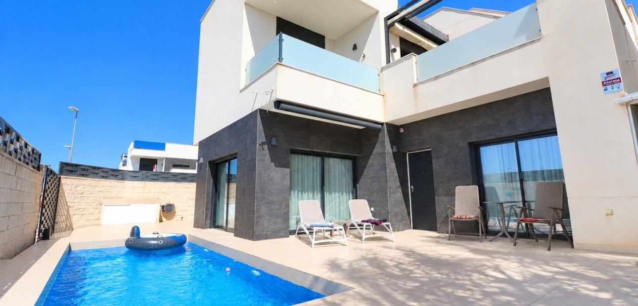 Sale - Detached Villa -
Benijofar - Benijofar - Village