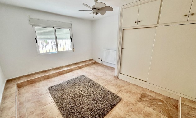Sale - Detached Villa -
Orihuela Costa - Lomas De Campoamor-las Ramblas