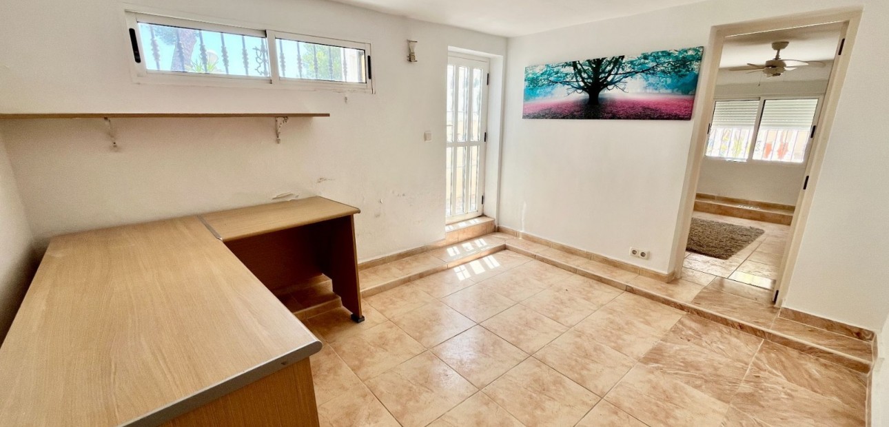 Sale - Detached Villa -
Orihuela Costa - Lomas De Campoamor-las Ramblas