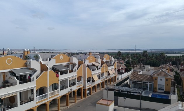 Sale - Apartment / flat -
Los Montesinos - Montesol Villas