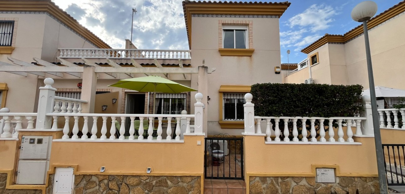 Sale - Quad Villa -
Orihuela Costa - Villamartin