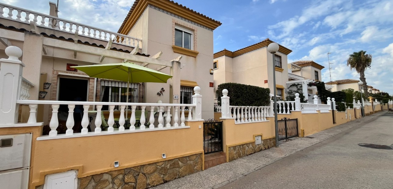Sale - Quad Villa -
Orihuela Costa - Villamartin