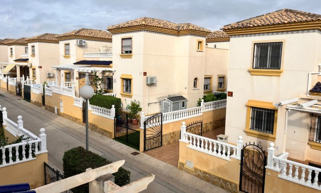 Sale - Quad Villa -
Orihuela Costa - Villamartin
