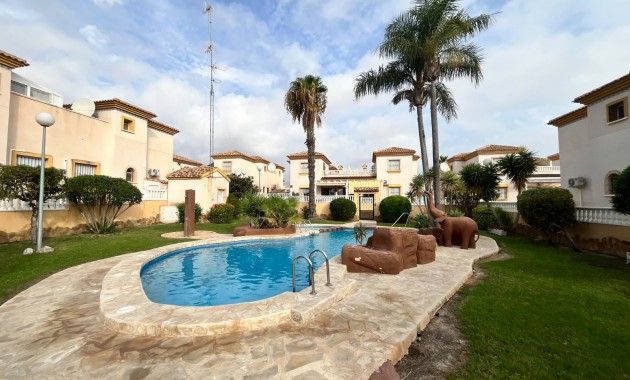 Sale - Quad Villa -
Orihuela Costa - Villamartin