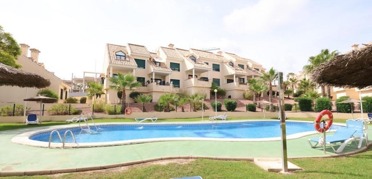 Sale - Apartment / flat -
Orihuela Costa - Villamartín-Las Filipinas