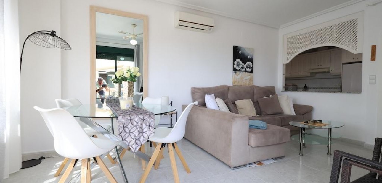 Sale - Apartment / flat -
Orihuela Costa - Villamartín-Las Filipinas