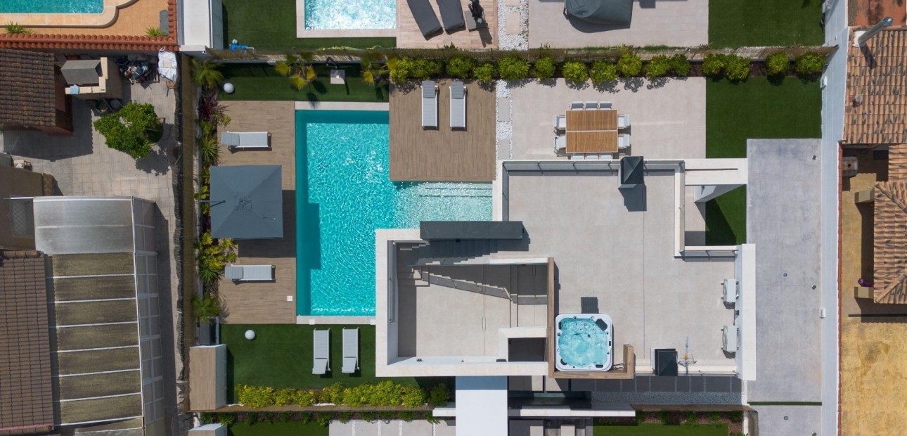 Sale - Villa -
Torrevieja - La Siesta - El Salado - Torreta