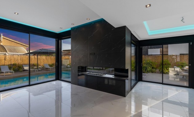 Sale - Villa -
Torrevieja - La Siesta - El Salado - Torreta