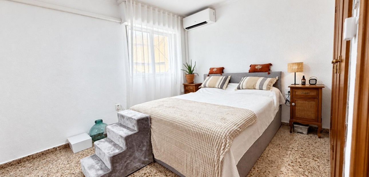 Sale - Apartment / flat -
Orihuela Costa - Campoamor