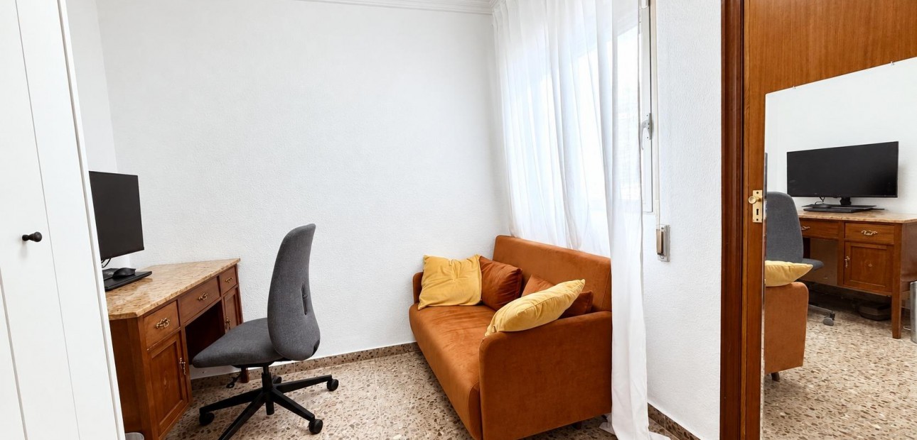 Sale - Apartment / flat -
Orihuela Costa - Campoamor