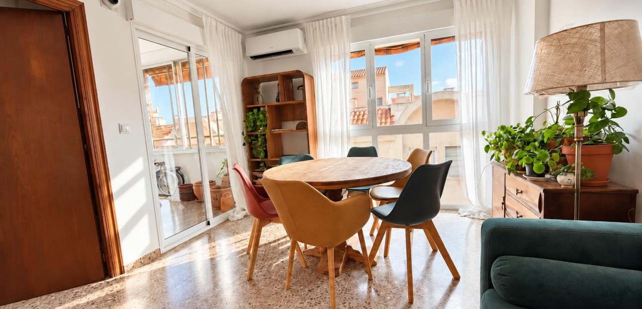Sale - Apartment / flat -
Orihuela Costa - Campoamor