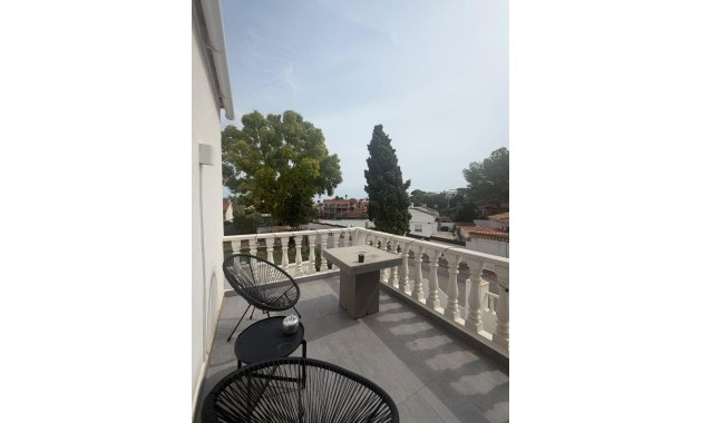 Sale - Villa -
Torrevieja - Los Balcones - Los Altos del Edén