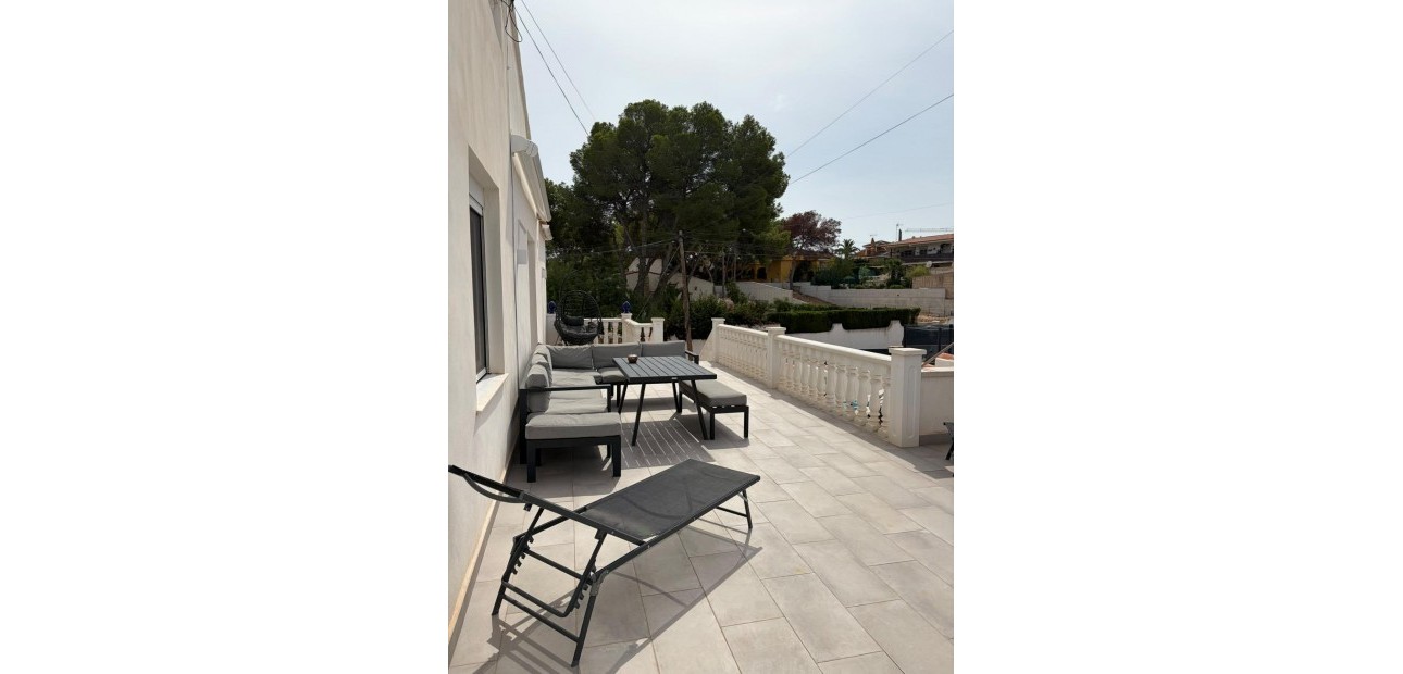 Sale - Villa -
Torrevieja - Los Balcones - Los Altos del Edén