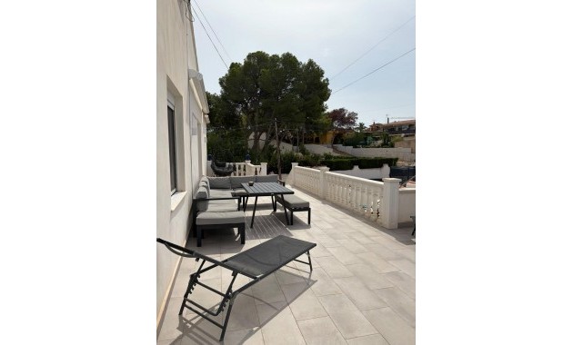 Sale - Villa -
Torrevieja - Los Balcones - Los Altos del Edén