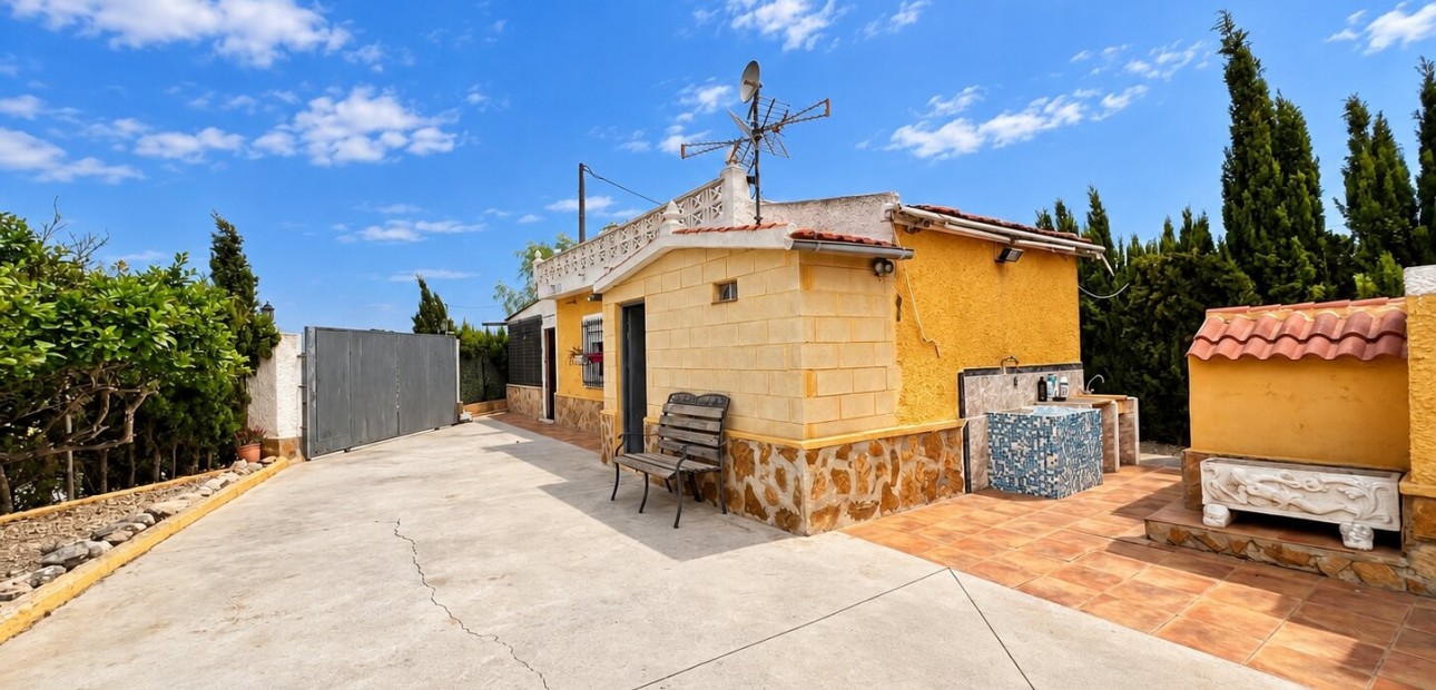 Sale - Country Property -
San Fulgencio - San Fulgencio - Country