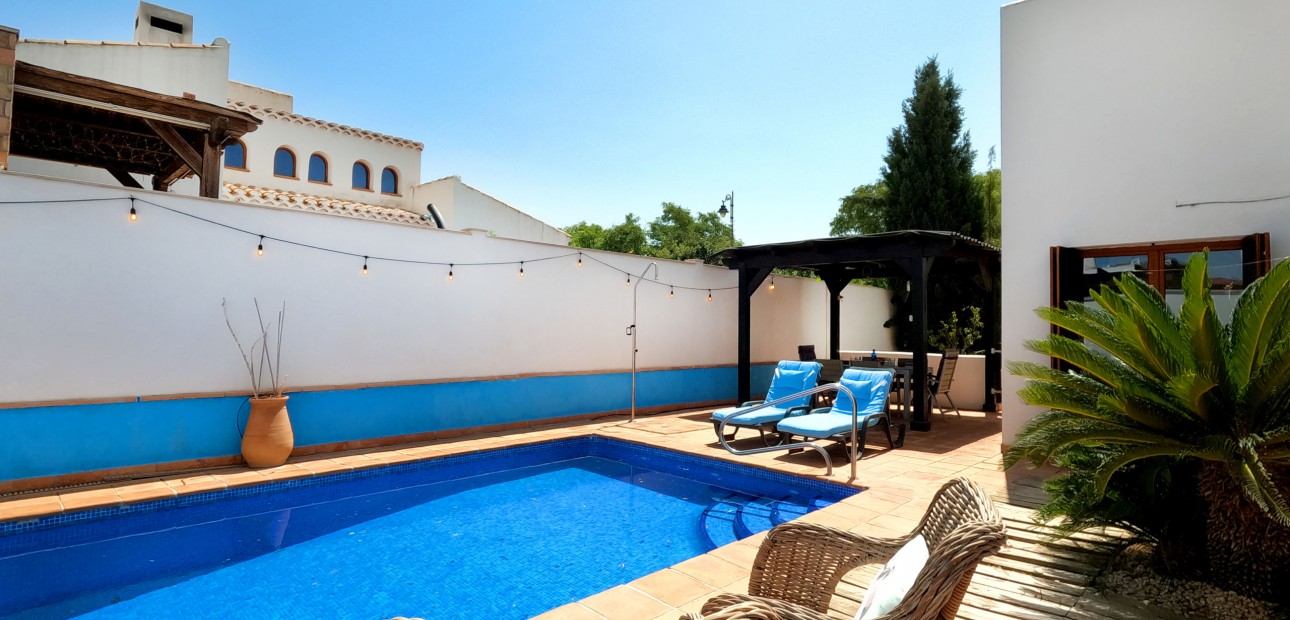 Sale - Detached Villa -
El Valle Golf Resort - El Valle Golf Resort - Centre