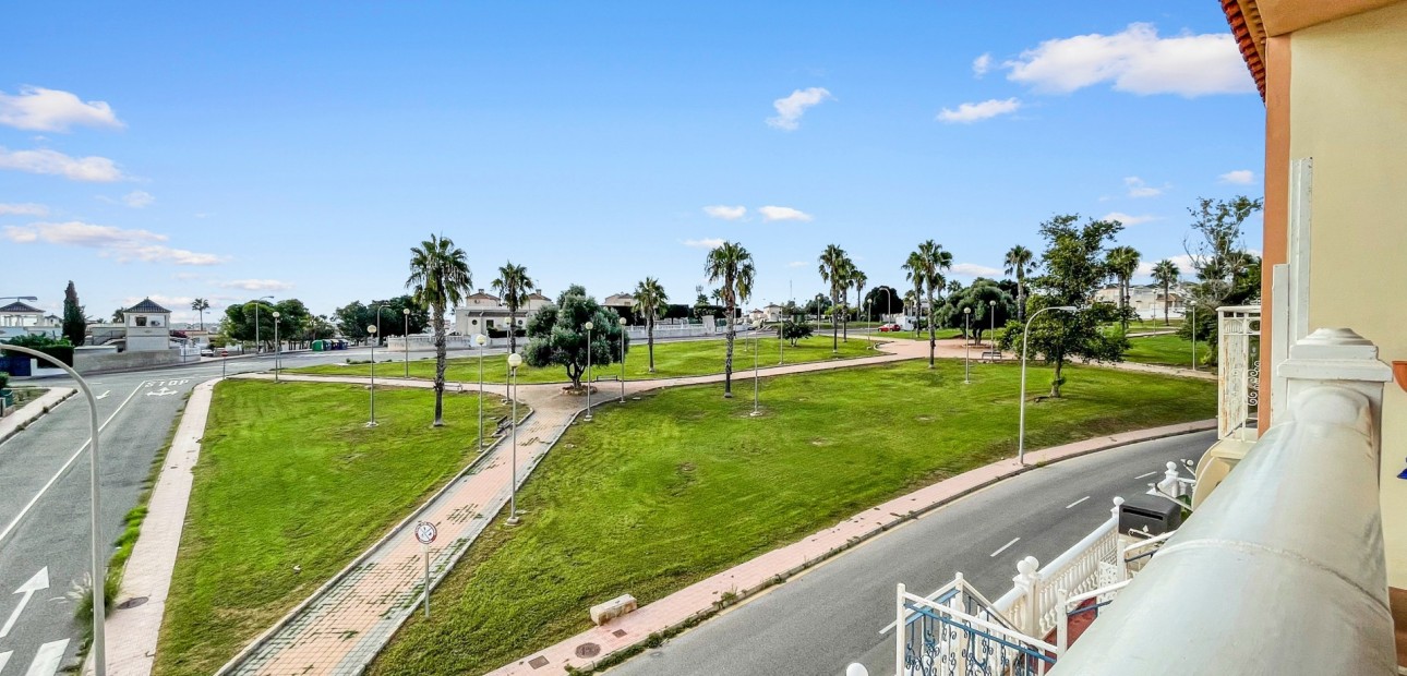 Sale - Apartment / flat -
Orihuela Costa - Los Altos